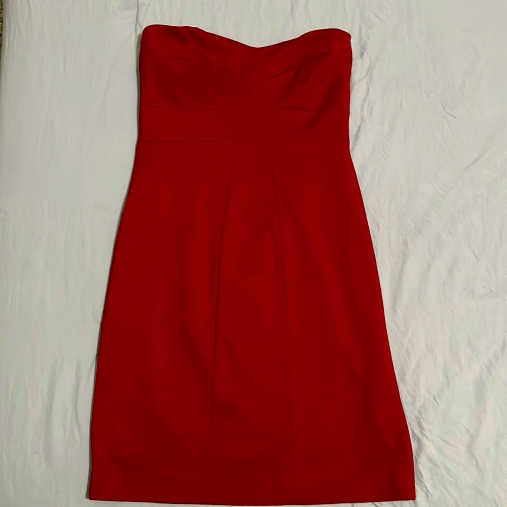 Size 6, strapless Gianni Bini Red mini dress